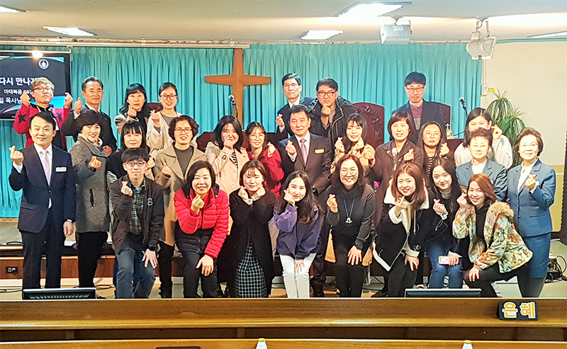 180401-f-1.jpg